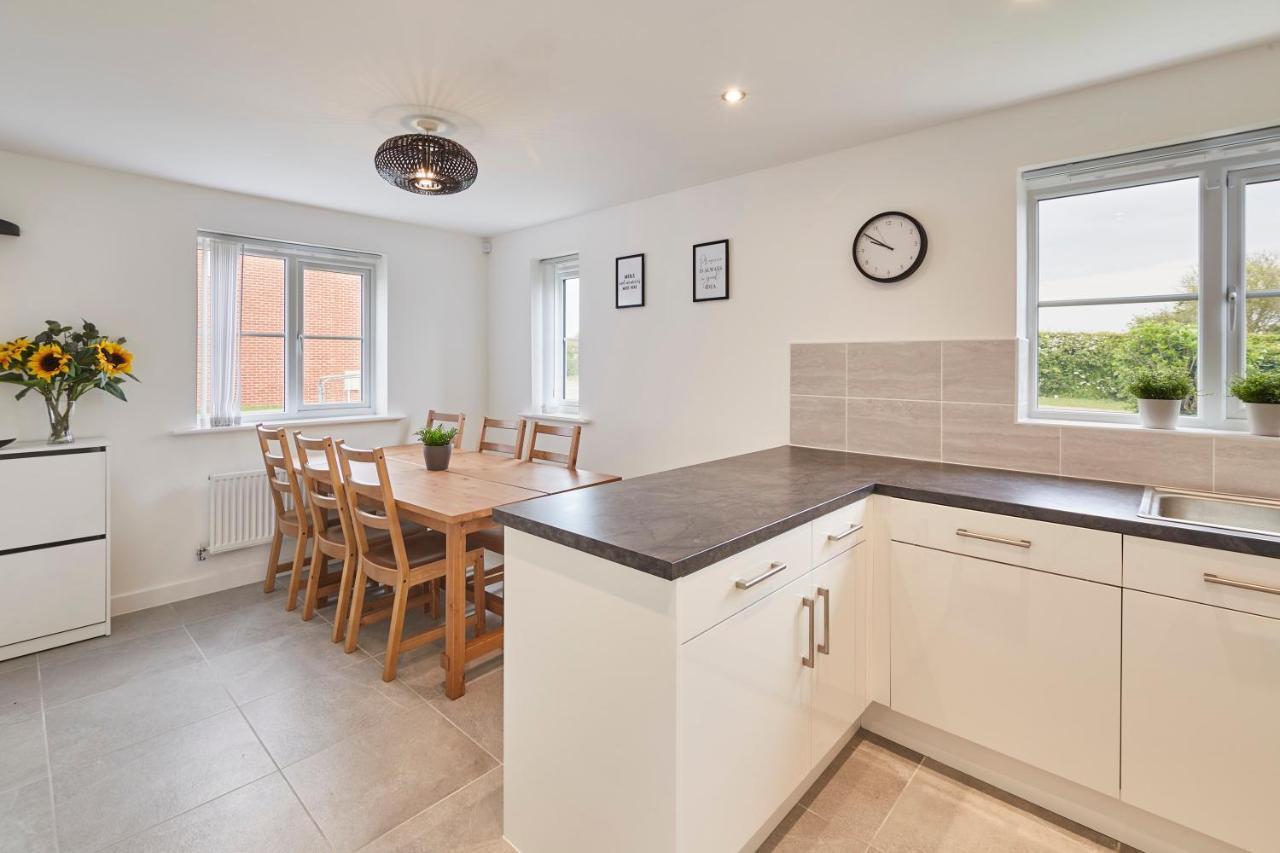 Host & Stay - Cayton Bay Cottage 外观 照片